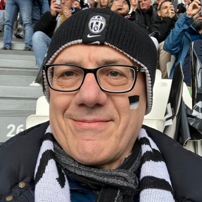 Napoletano⚪️⚫️Juventino Pensionato🧓🏻