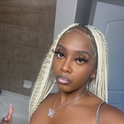 cherryxmonroe Profile Picture