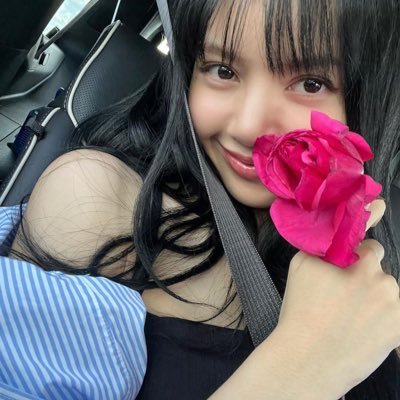 ribbonssg's profile picture. jungkook's gf