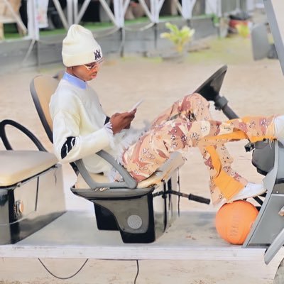 _Samlarry's profile picture. “