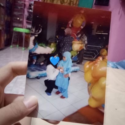 Rifqalaariz's profile picture. 