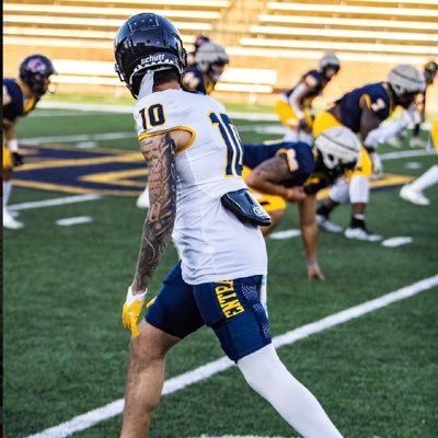 Christian ✞ // Receiver @ucobronchofb // 1st team all district and conference Wr //