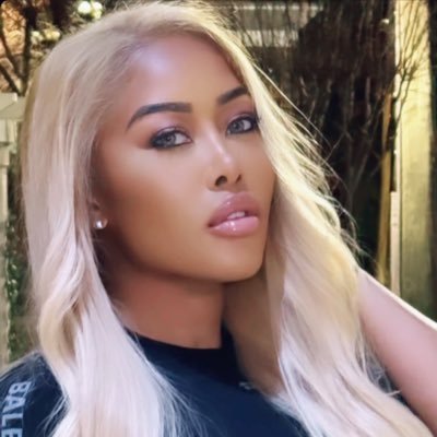 moriamllsss0's profile picture. your friendly neighbourhood butterfly/ PUBLIC SNAP: bigmillyrose INSTA: mmily28 https://t.co/kBCETE7EKZ