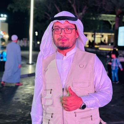 خريج كلية الحرم المكي🎓(بكالوريوس تخصص القرآن وعلومه) ( أحب التاريخ📜والطقس⛈️)