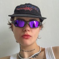 elo (@feerenc_) 's Twitter Profile