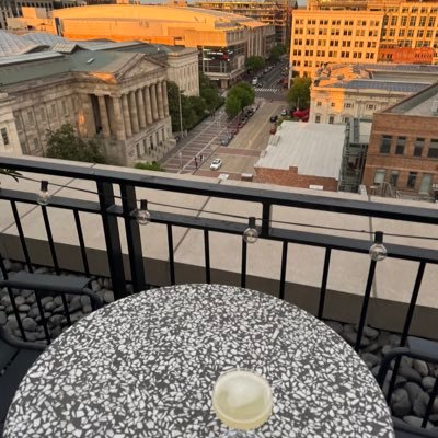 r_majik's profile picture. Progressive digital strategist, feminist killjoy, and @Nationals fan unless @Dbacks are in town