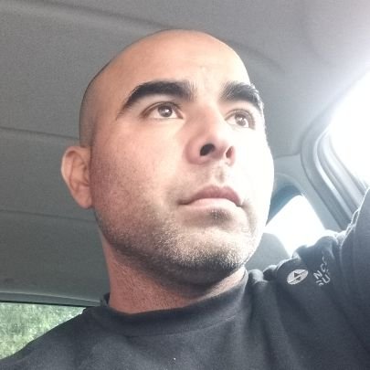 FenaAnrique's profile picture. 