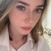 après (@apres28322) 's Twitter Profile