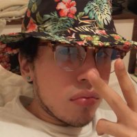 . (@cxrrrly) 's Twitter Profile