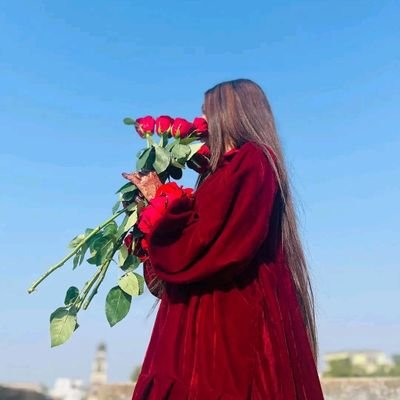 inocentQueen766's profile picture. Don't compare your life to other peoples,
Allah Blessed us all in different ways.🖤🥀
