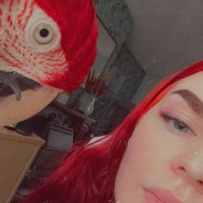 SophieMariexoo's profile picture. 27. Floating around this empty void..