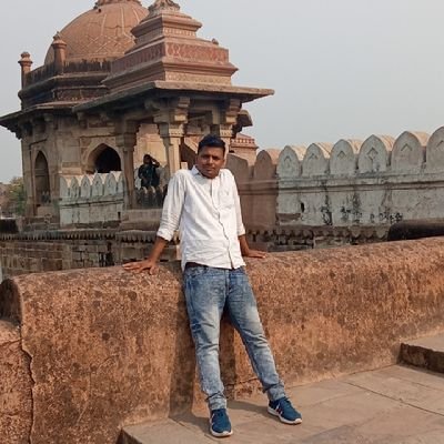 sarkar38053's profile picture. !!युवा सोच युवा जोश #@ मुख्य लक्ष्य!! बेरोजगार गरीब युवा महिला किसान बुर्जुग दलित शोषित बनचीत के पक्षधर बनकर लड़ता रहुगा!! जय हिन्द