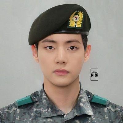 I was born on December 30, 1995, in the Seo District of Daegu, and grew up in Geochang County, I currently serving in the Special Task Force of the Military 🪖