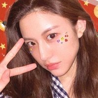 예지(@yeeeji_) 's Twitter Profile Photo