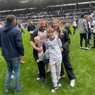 Married to Holly,  Dad to two amazing boys,  Derby County Season Ticket Holder in East Stand ⚽️    LA Rams 🏈