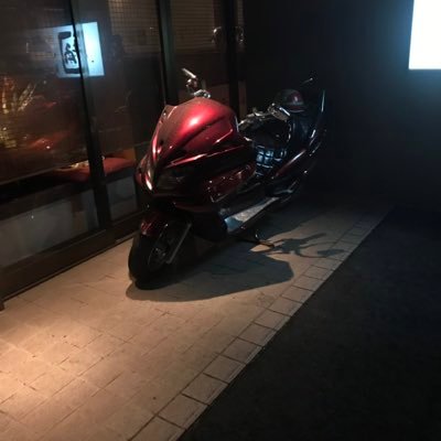 RLv7R4BzcOGaRYQ's profile picture. 