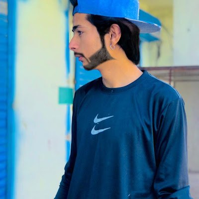 ZeeshanW22638's profile picture. 