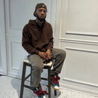 the man with the neck tattoo 🧩 (@boyslovetimbo) 's Twitter Profile
