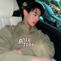 ra. (@wiintchoco) 's Twitter Profile