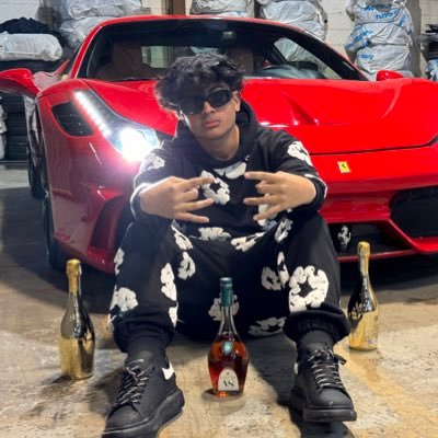 ScriptSolver🧩 Used to be -10k in debt to a drug dealer now I have over 200 Rackays💲