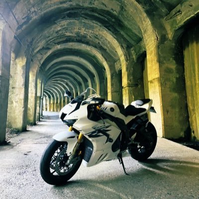 趣味垢🏍🏂🏀🍶です。🏍👉2021/5に普通免許、2022/10に大型免許取得♪mt-25→CBR1000RR-R納車🥰バイクは見るのも乗るのも大好きです♥️アクティブに楽しく生きてます(˶‾᷄ ⁻̫ ‾᷅˵)よろしくお願いします🏍зз