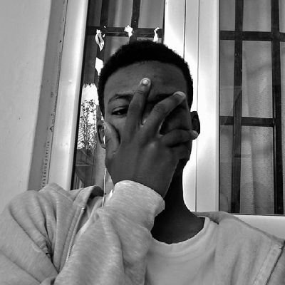 MosesOzigagu's profile picture. improve don’t impress