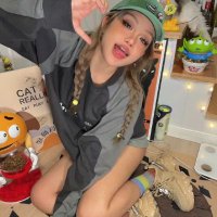 Naive (@naive370544) 's Twitter Profile