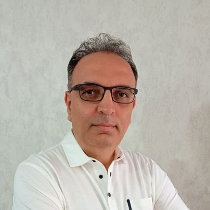 Sanat Tarihçi, Marmara Üniversitesi / 
Art Historian, Marmara University