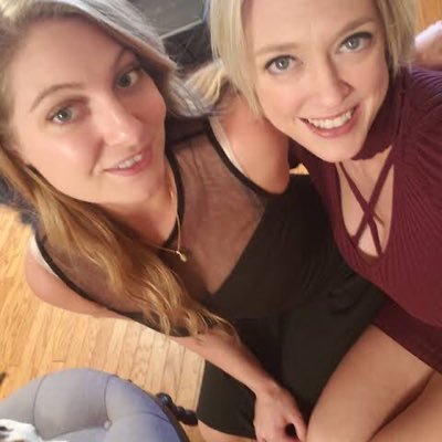 AlexLinda418's profile picture. 