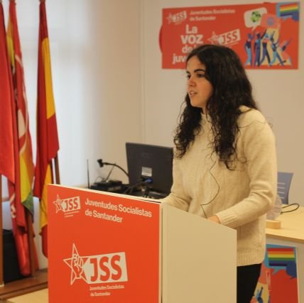 albavazquez_19's profile picture. 🏳️‍🌈 🌹
Socialista y Economista