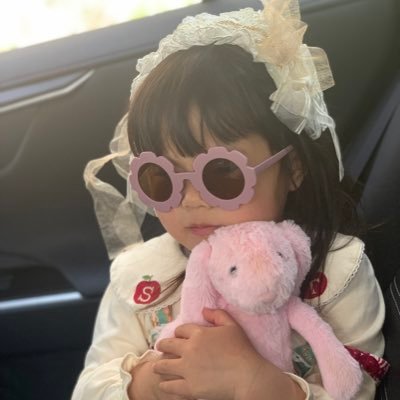 FF14しかしないくせにSS撮るの面倒くさくて呟きは子どもの事多め🦖Gaia Fenrir在住 赤魔の人、最近あつ森もやってる推しはみすずとミッチェルです