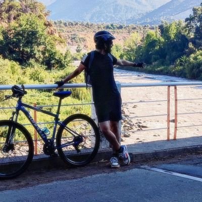 Sick_Bone's profile picture. Chileno resistiendo el pico en el ojo..
Producción Industrial
hardcore punk rock forever.. 
Nuestra ignorancia genera $U ganancia.
🤘🏼😎💙🦉🇨🇱