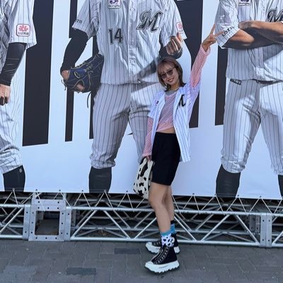 rinco_mh's profile picture. '93 |千葉県在住のロッテファン⚾️❤️‍🔥 #chibalotte 日曜ホームは基本参戦 #1 藤原恭大 #14 小島和哉 #2 #13 #39 #40 #57 #67*無言フォロー・いいね失礼します🙇‍♀️ 野球とビールとウイスキーが好きな金髪女です🫰