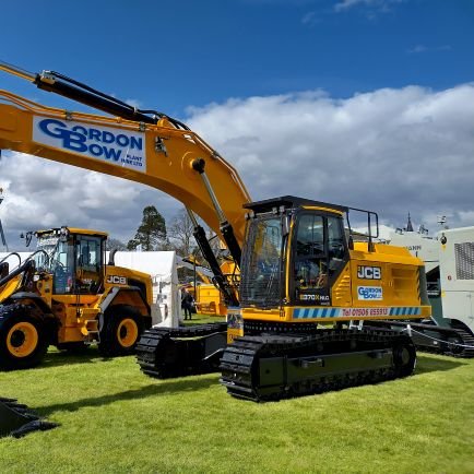 If you have a profile anything other than plant, construction and machinery then don't bother adding me. You will be blocked. Take your spam elsewhere