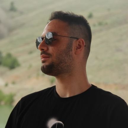 adnanozturkt's profile picture. 