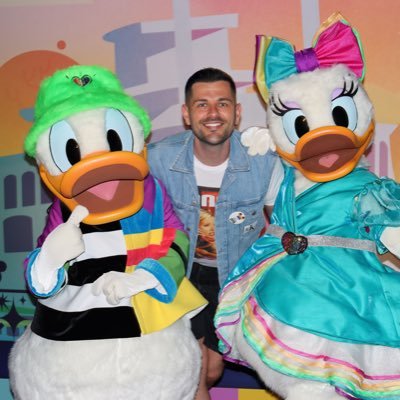 Scrooge, Donald, Daisy, Huey, Dewey, Louie are my favourite characters OF ALL TIME 😍🦆