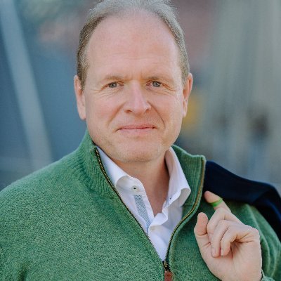 TTrams's profile picture. Diplom-Volkswirt