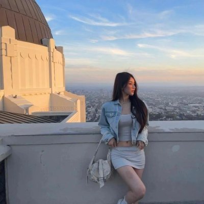 burberrystelle's profile picture. 