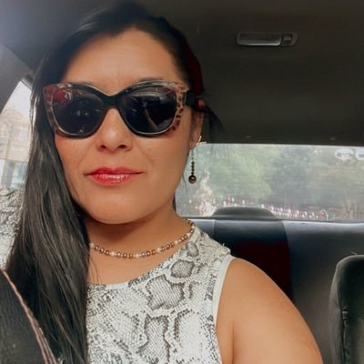 missclau10's profile picture. La vida es corta disfrútala, el amor es raro atrápalo, el miedo es horrible enfréntalo, los recuerdos son dulces, aprécialos !Vive la vida! mientras corres 🏃🏃