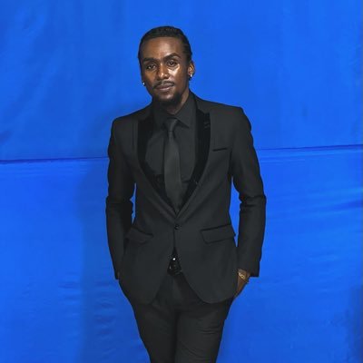 emelius_'s profile picture. ⚰️|Polymath📚|Psychology🖤🧠 |Inutitive🔮|