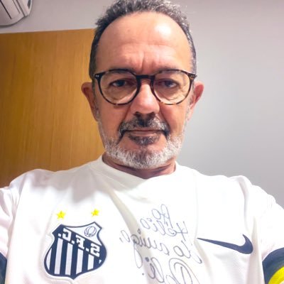 heliosf12's profile picture. Tudo que é combinado não é caro. Liberdade com responsabilidade e respeito.🇧🇷🇧🇷🇧🇷  Engenheiro civil - Santista -