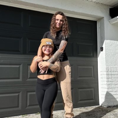 makknkenzxx's profile picture. hiii let’s chat 24/7 👇