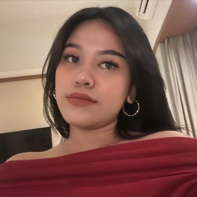 catsedih Profile Picture