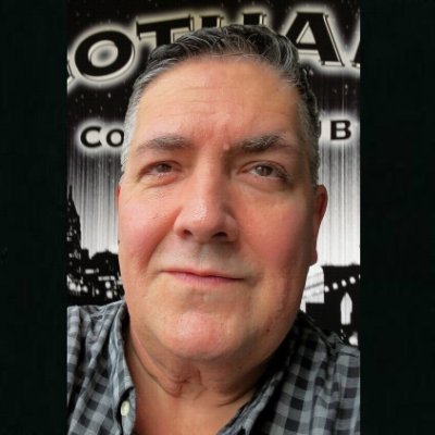 Stand-up comedian and comedy writer.
Host of the RADIOLEARY comedy podcast https://t.co/YWrzlmxOkr
Painter of Contemporary Realism.
Authority on UFOs and alien contact.