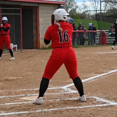 GTS 15u Elite #54 | Lefty Hit/OF/1B | 2025 | Mundelein High School #16| 4.1 GPA |@claire.connelly2025@gmail.com