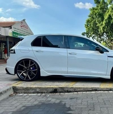 kabzaPrins's profile picture. 1010