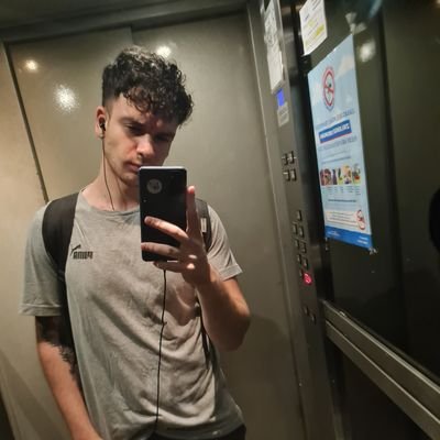 Andy_Draghi's profile picture. Reconozco la dignidad cuando la veo