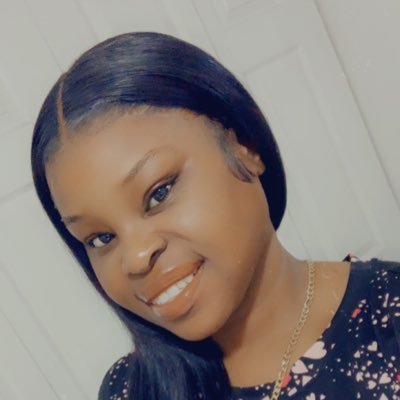 🌱Black owned business that offers a wide variety of 💎picture pendant gifts, 💋vegan/cruelty-free lip glosses, 🥰mink eyelashes, 🌸hair and body products&more!