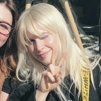 belly hayley's daughter 🎸(@lvsylvies) 's Twitter Profile Photo