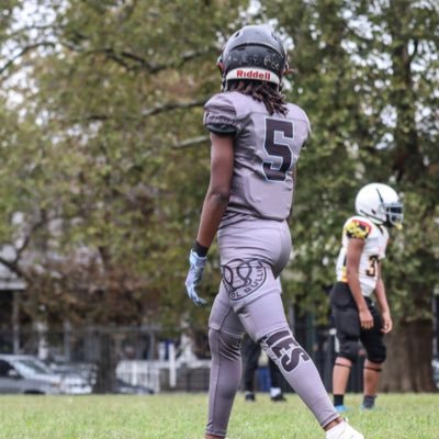 Female Freshman📚,CO2027 WR/DB 5’6 135lbs ||AlwaysOpen Attending The U School -Email: 12kisland@gmail.com -Instagram: 12kgallery